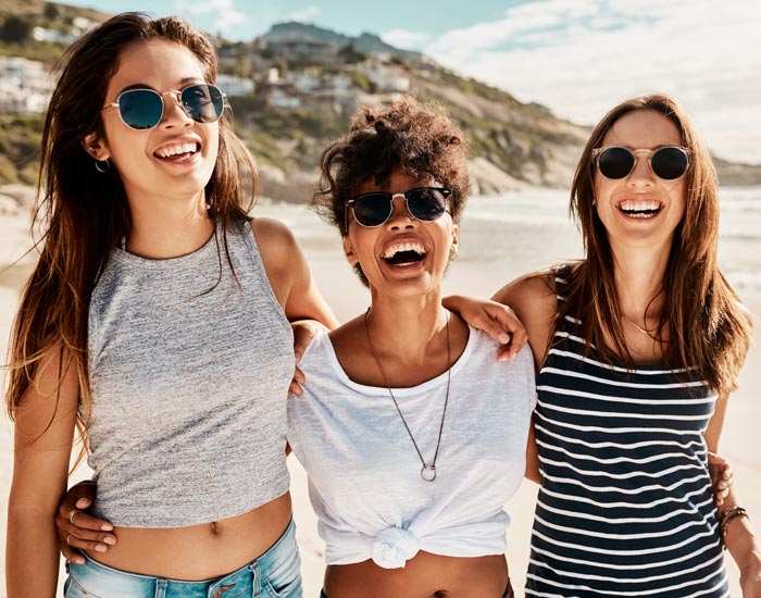 beach-ladies